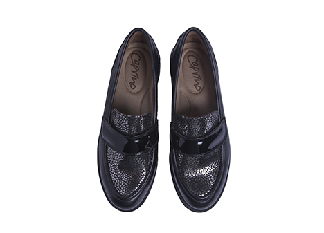 Mocasín para mujer en Cuero color NEGROxGRIS, referencia FR2K