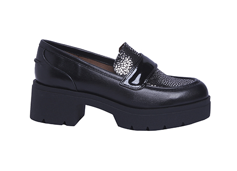 Mocasín para mujer en Cuero color NEGROxGRIS, referencia FR2K