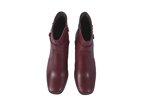 Bota para mujer en Cuero color VINOTINTO, referencia ZCB0