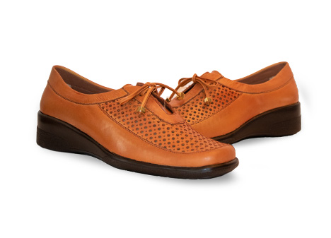 Zapatos de amarrar para mujer en Cuero color CARAMELO, referencia CG7HCRCM