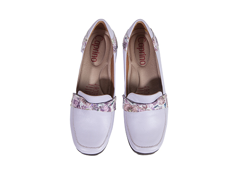 Mocasín para mujer en Cuero color LILA, referencia RS1Y