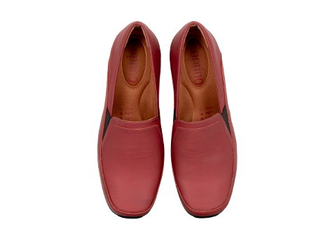 Mocasín para mujer en Cuero color VINOTINTO, referencia RS21