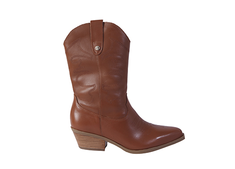 Bota para mujer en Cuero color CO?AC, referencia ZCT1