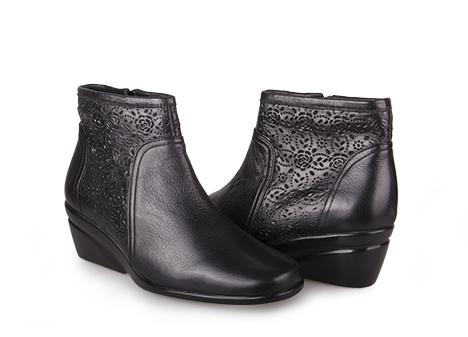 Botín para mujer en Cuero color NEGRO, referencia VT94