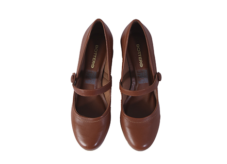 Tacones para mujer en Cuero color CO?AC, referencia ZCZ2